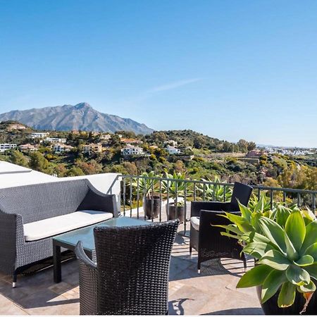 Luxury 3 Bedroom House At La Quinta Golf Course Ocean And Mountain View Benahavís Buitenkant foto