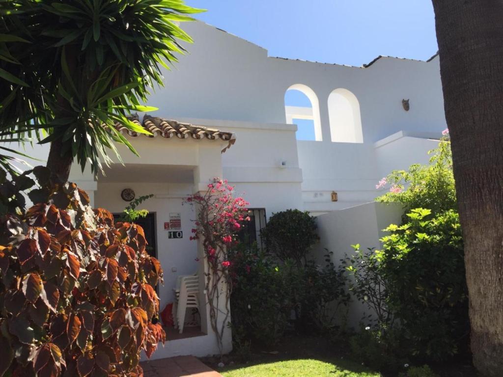 Luxury 3 Bedroom House At La Quinta Golf Course Ocean And Mountain View Benahavís Buitenkant foto