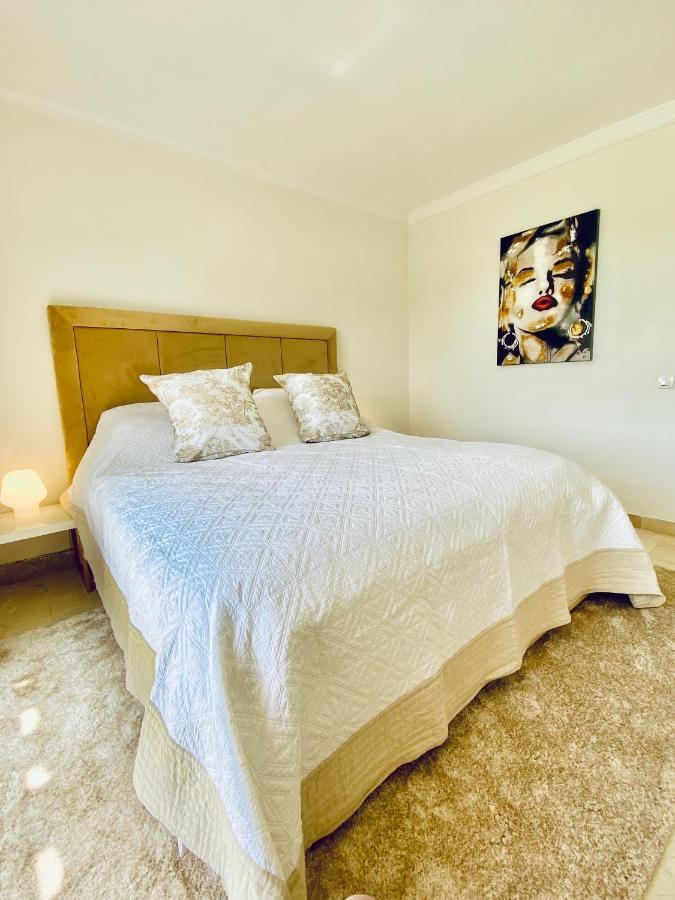 Luxury 3 Bedroom House At La Quinta Golf Course Ocean And Mountain View Benahavís Buitenkant foto